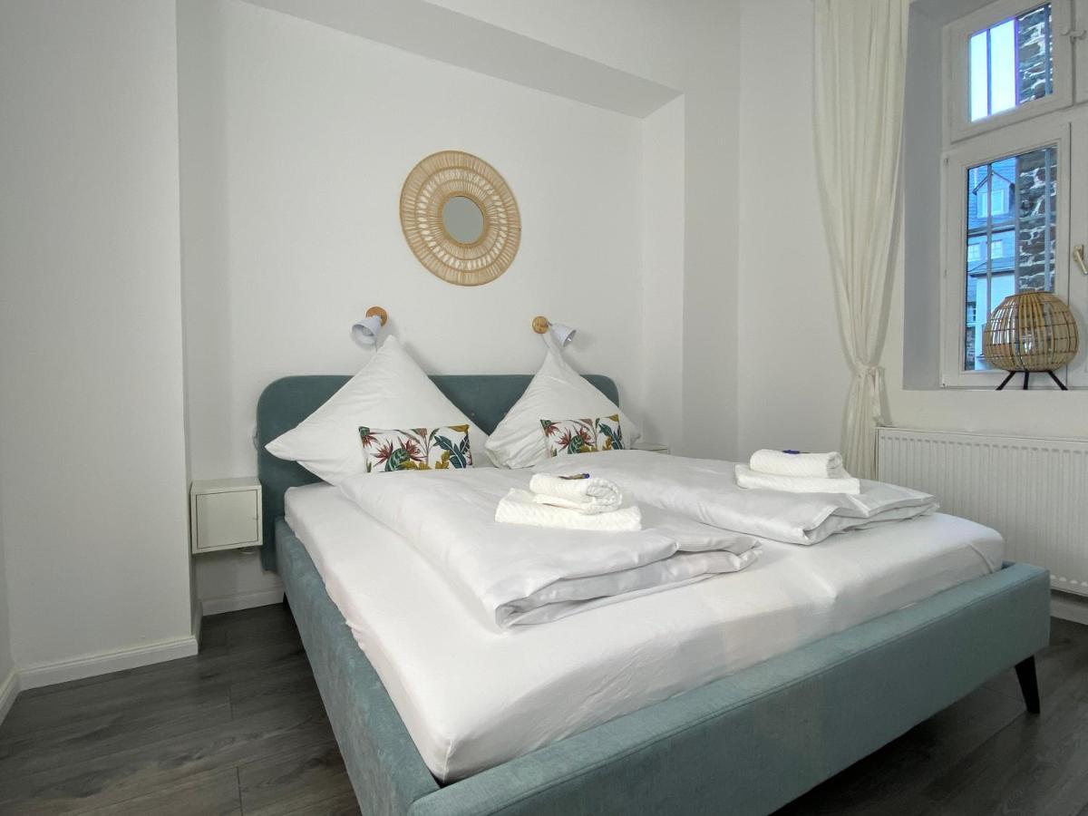 Direct Moselle View 200M² 4 Sz 10Pers Terrace Lejlighed Sankt Aldegund Eksteriør billede