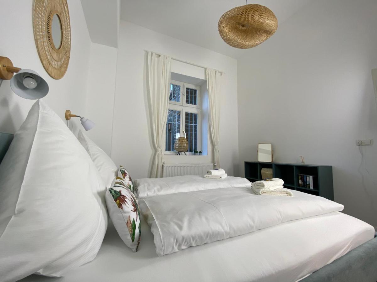 Direct Moselle View 200M² 4 Sz 10Pers Terrace Lejlighed Sankt Aldegund Eksteriør billede